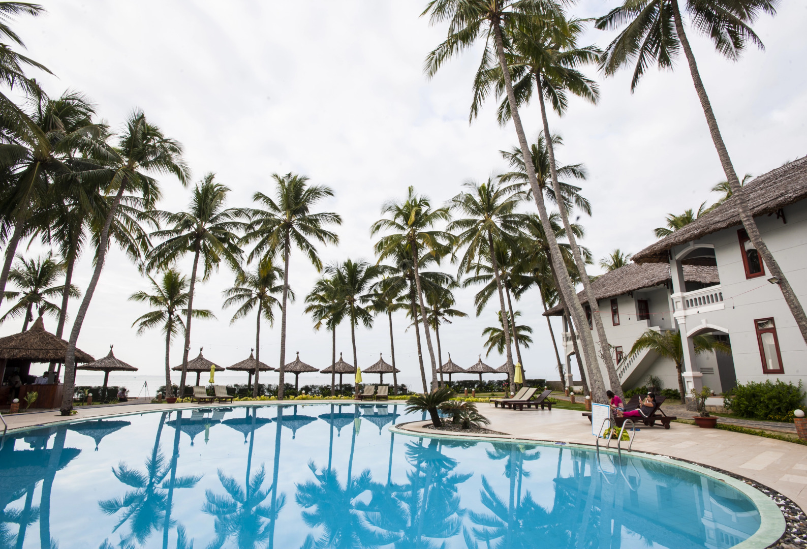 Отель Little Paris Resort & Spa Mui Ne