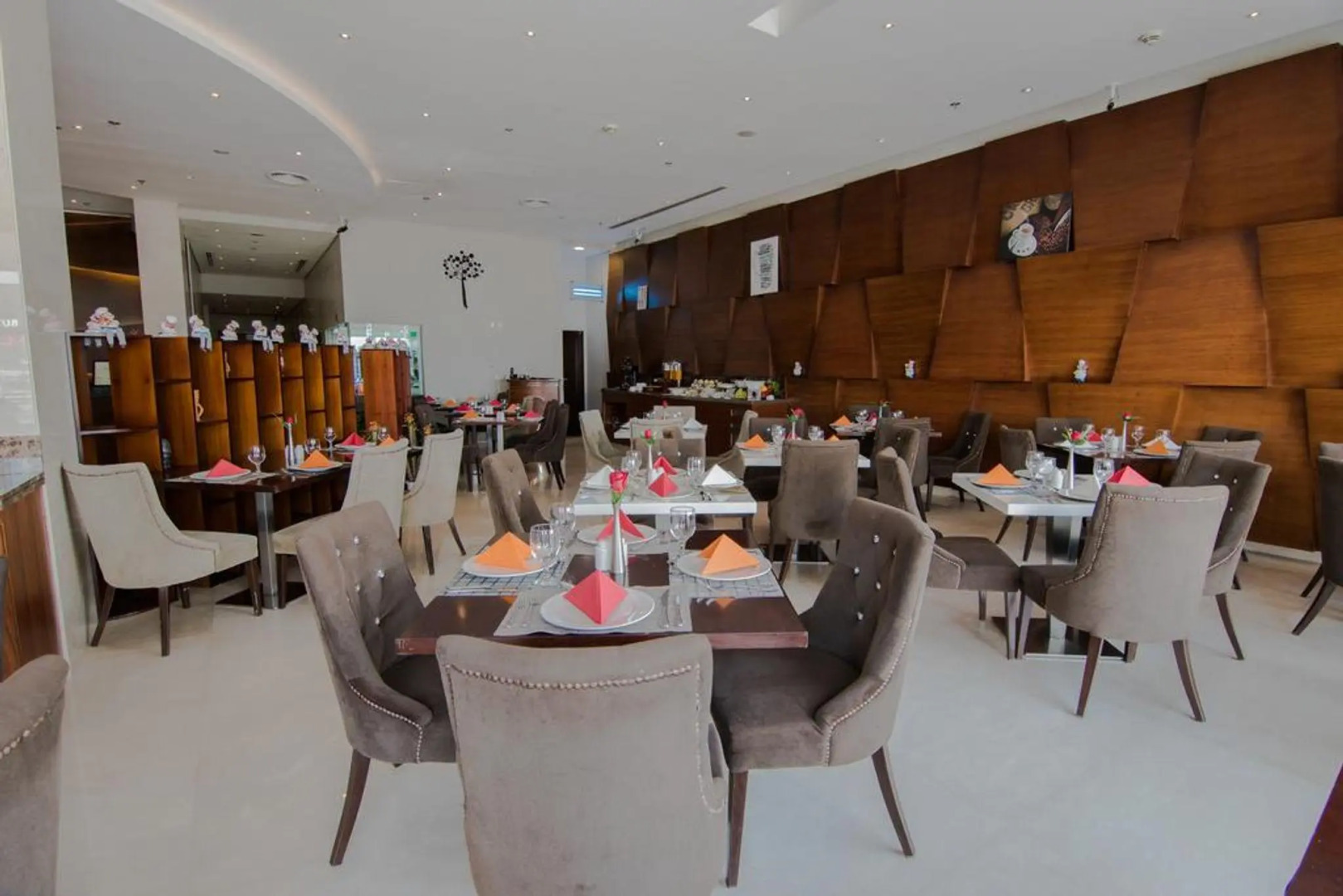 Отель Signature Hotel Al Barsha