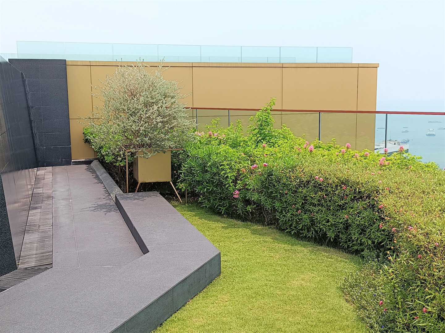 Апартаменты Edge Central Pattaya Lux