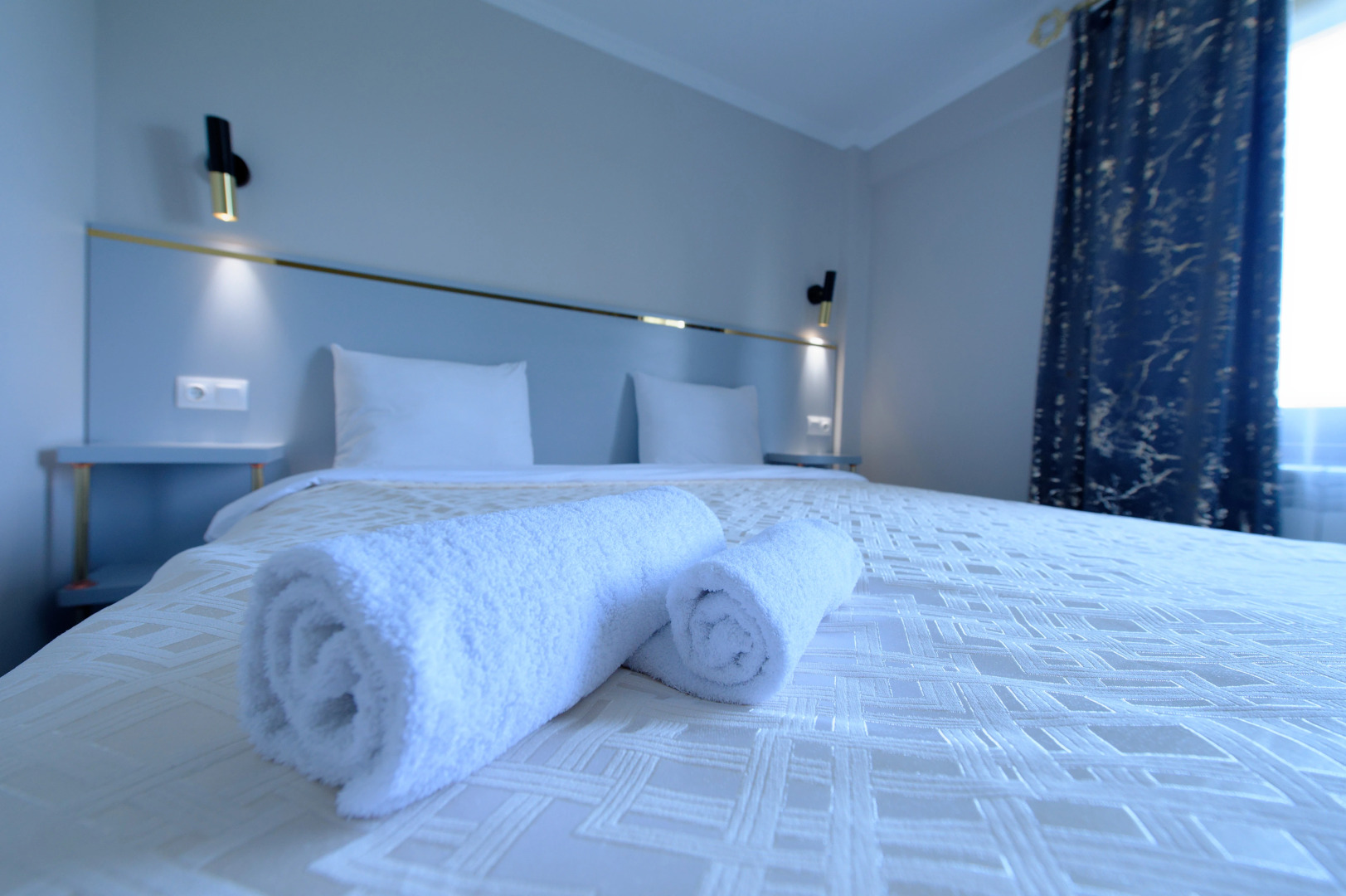 Отель Grand Aura