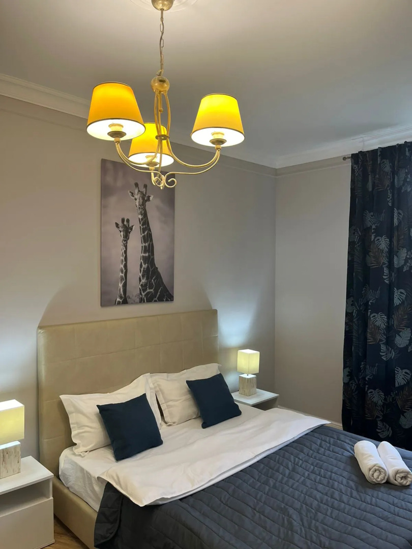 Квартира M.O.O.N APARTMENTS  Толе би Тулебаева кв 8 Центр