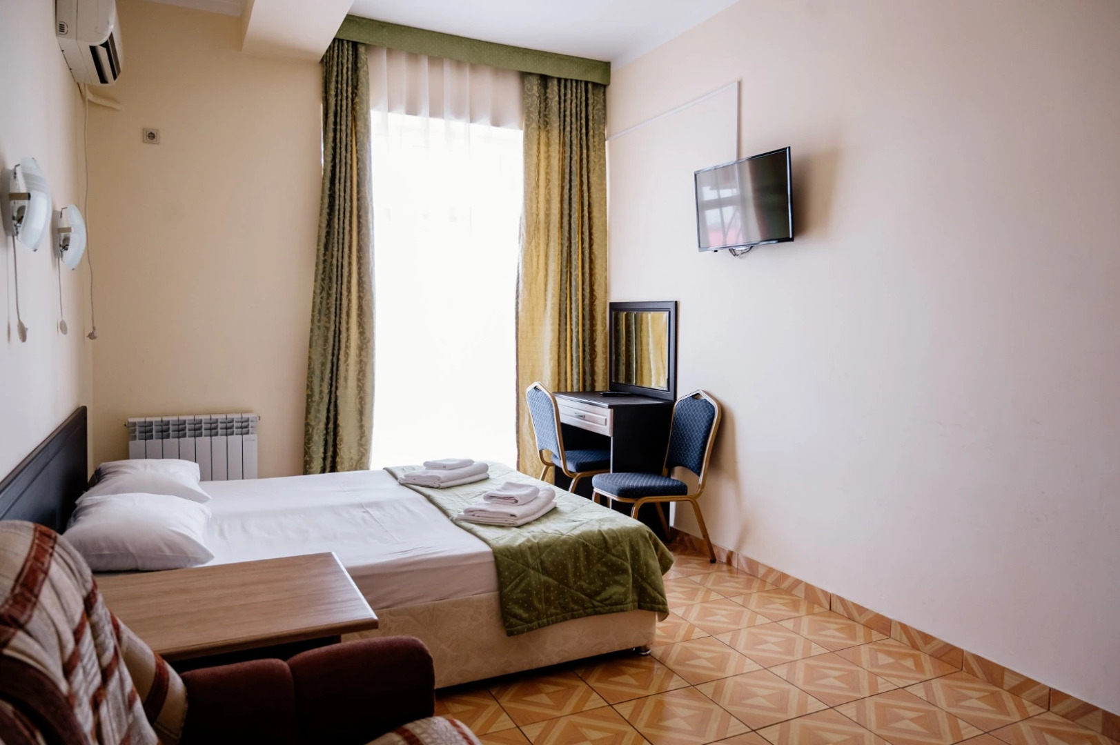 Отель Мандарин