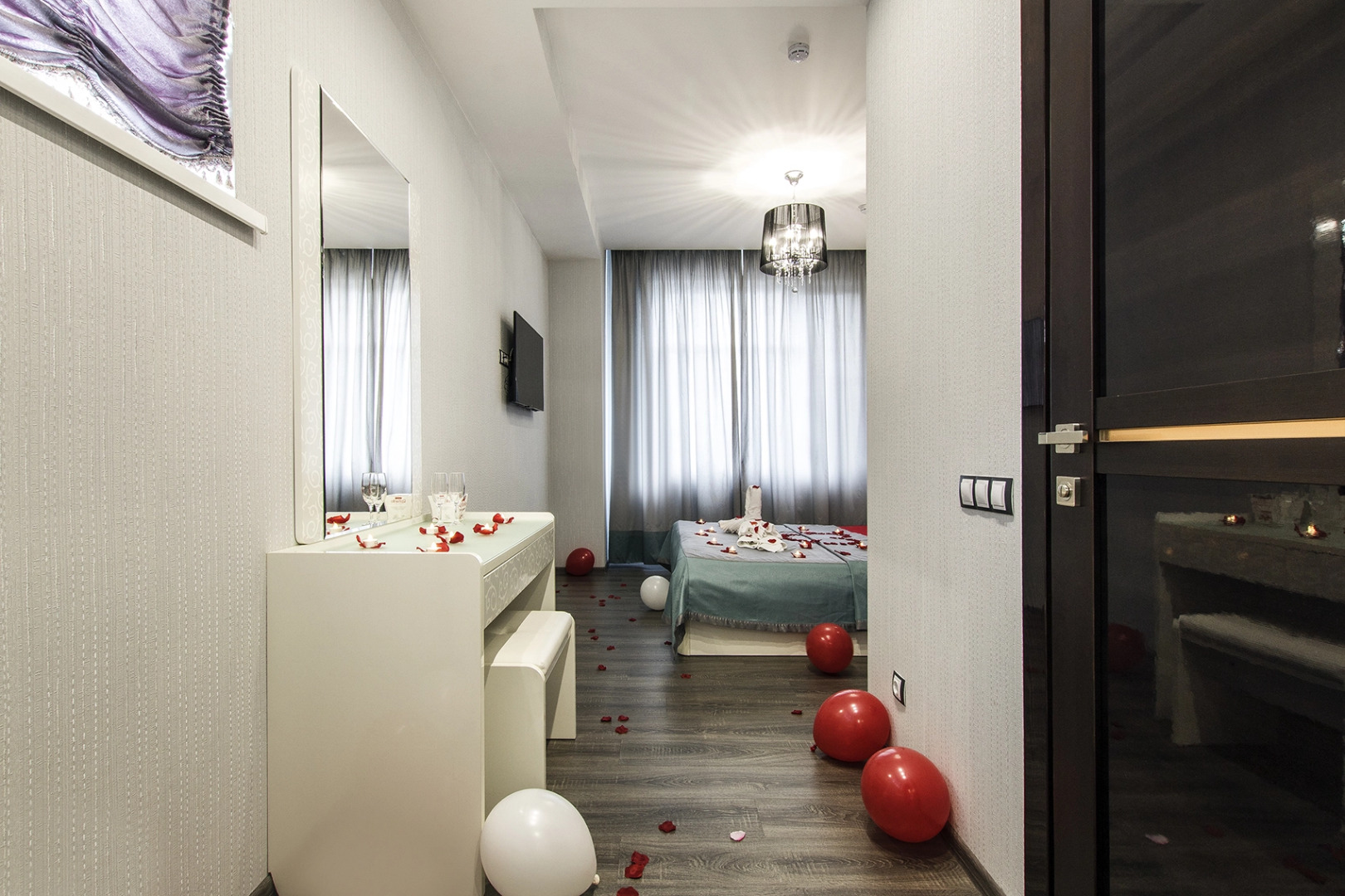 Отель Корона