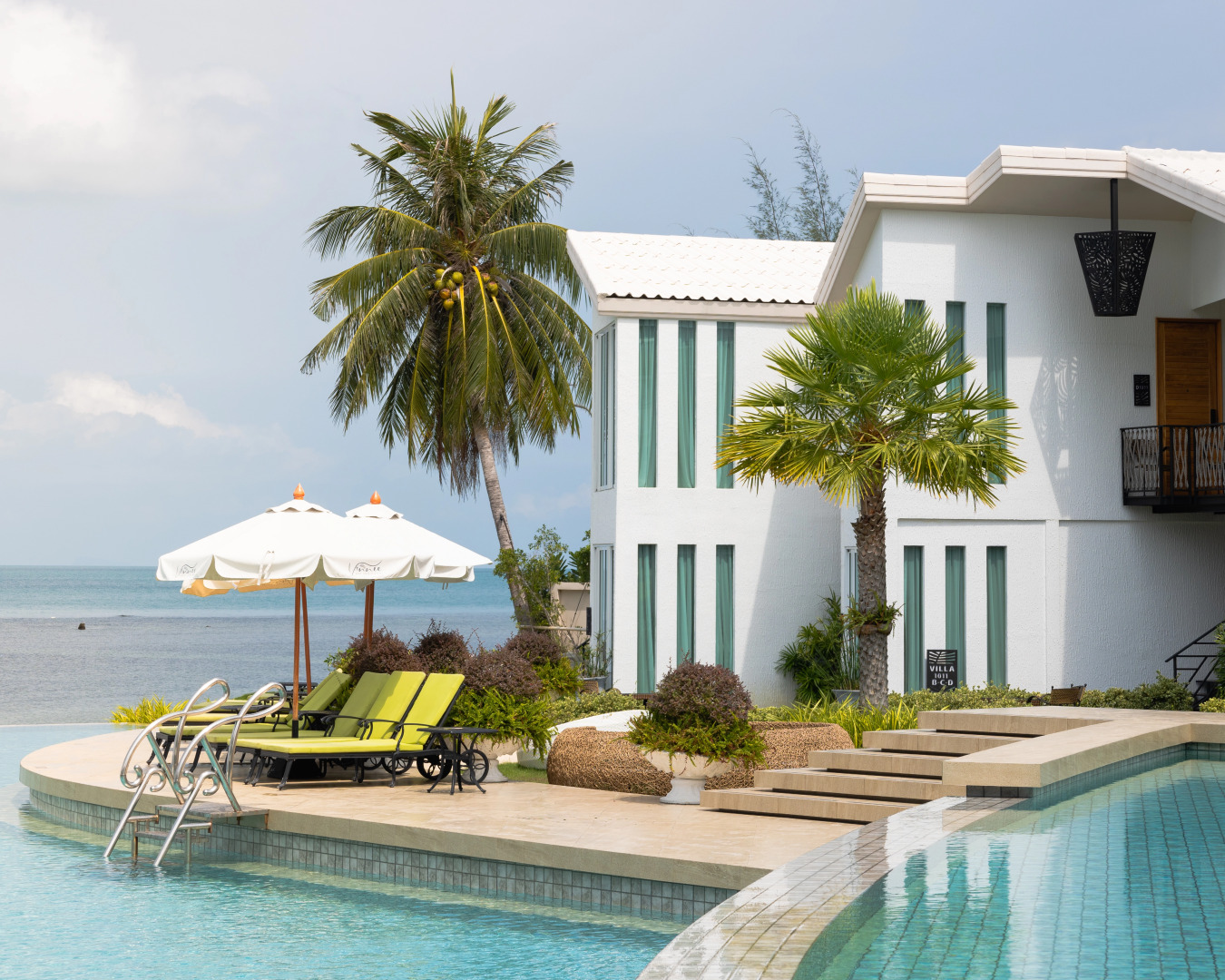 Отель Vannee Golden Sands Resort