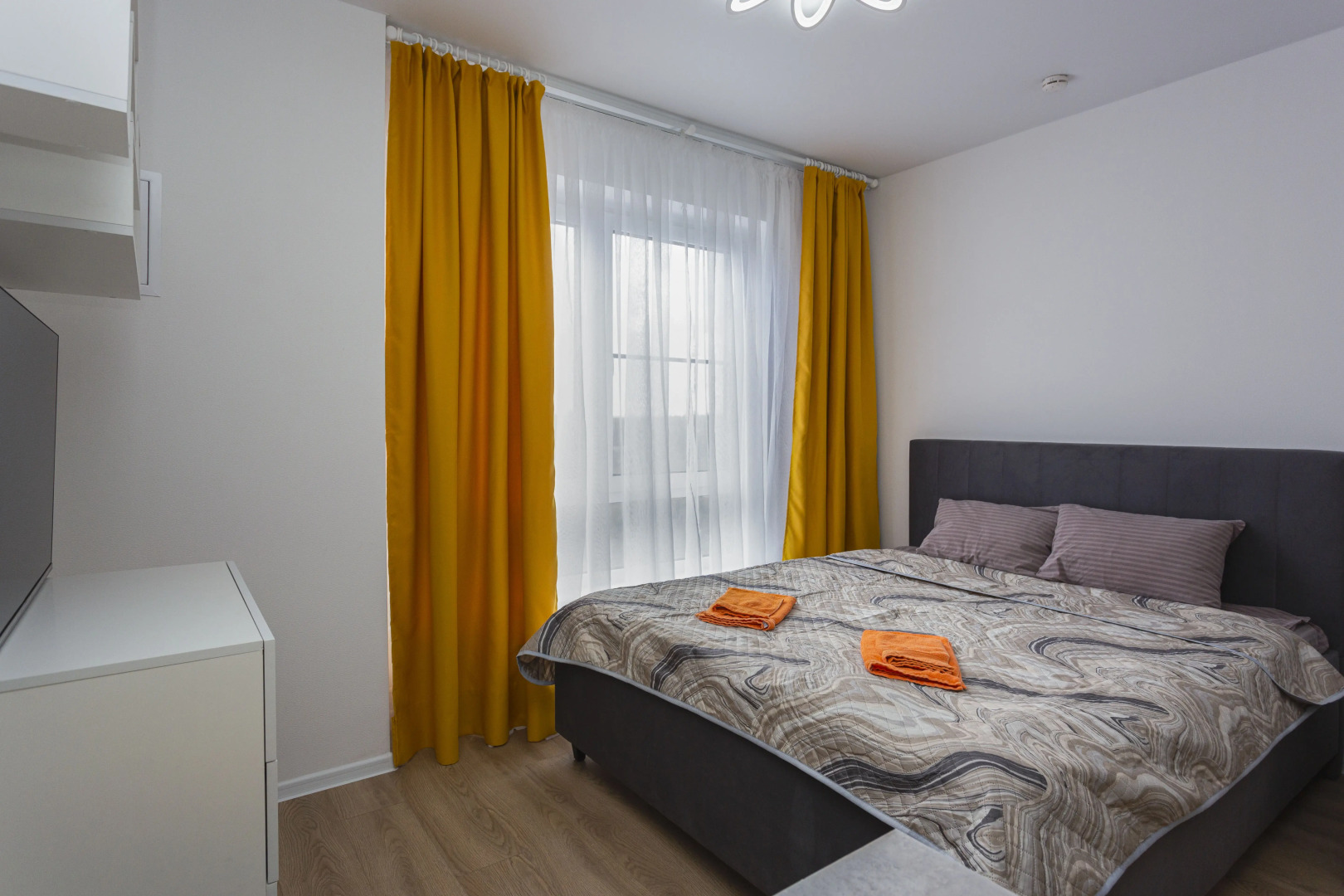 Квартира на Братьев Бромлей 5/2