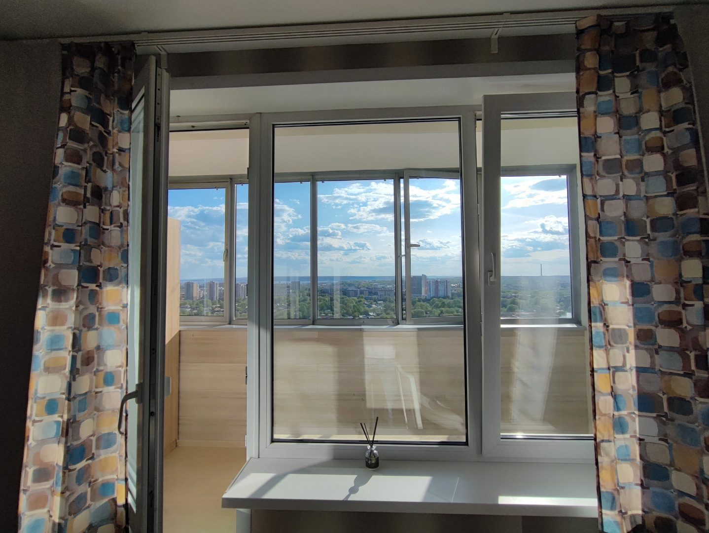 Квартира с Видом на Волгу