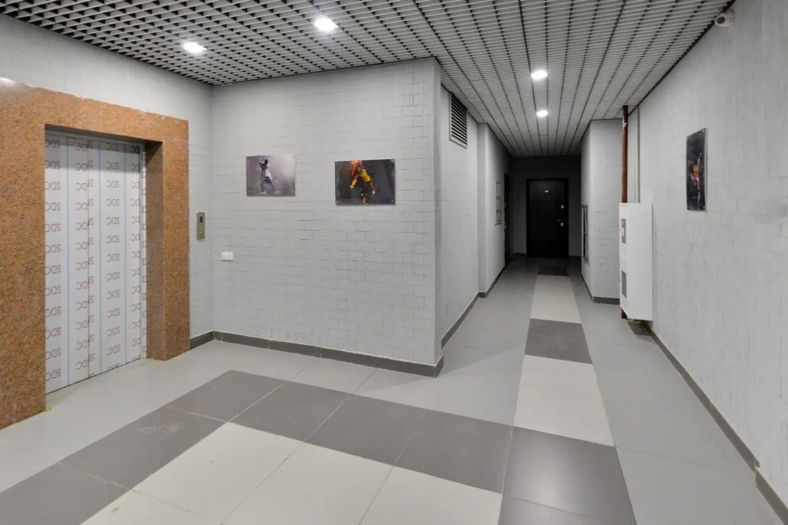 Апартаменты в центре Астаны с видом из окна