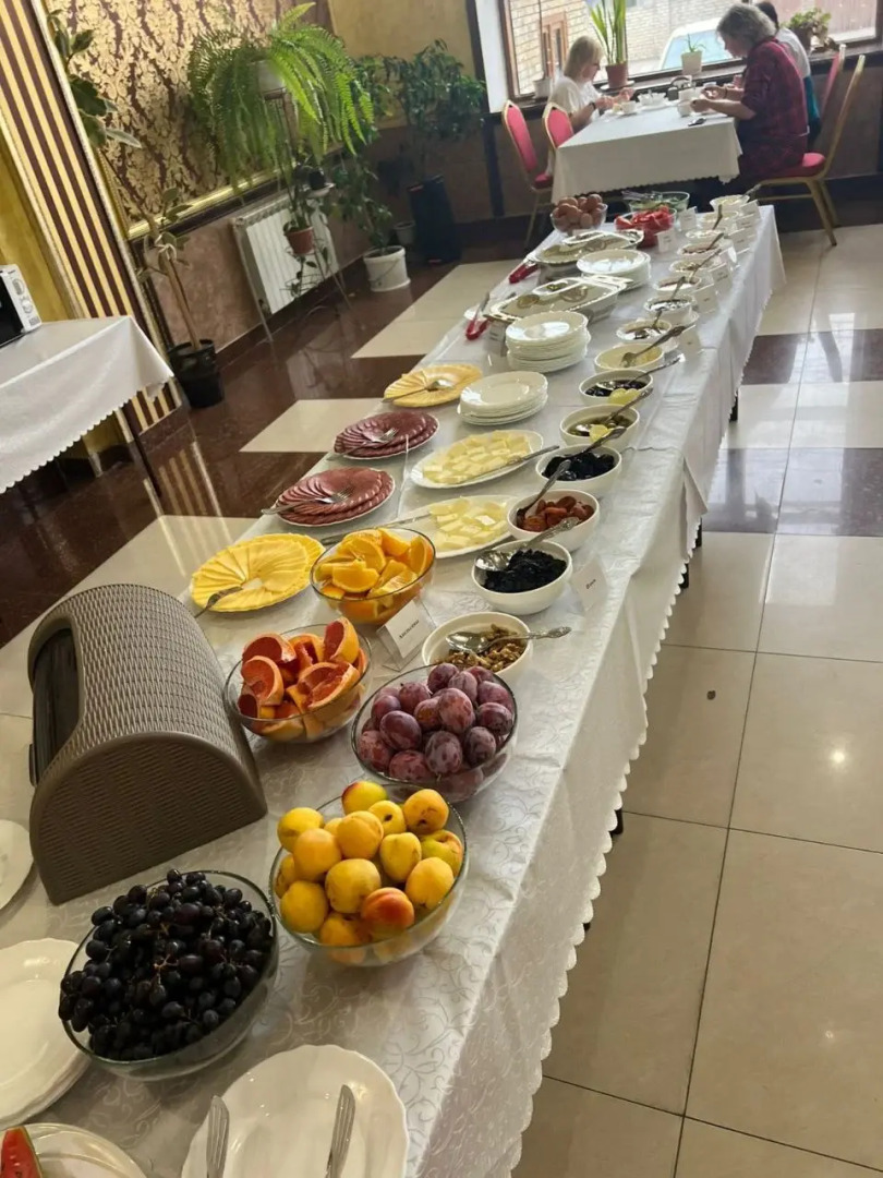 Отель Мона Лиза