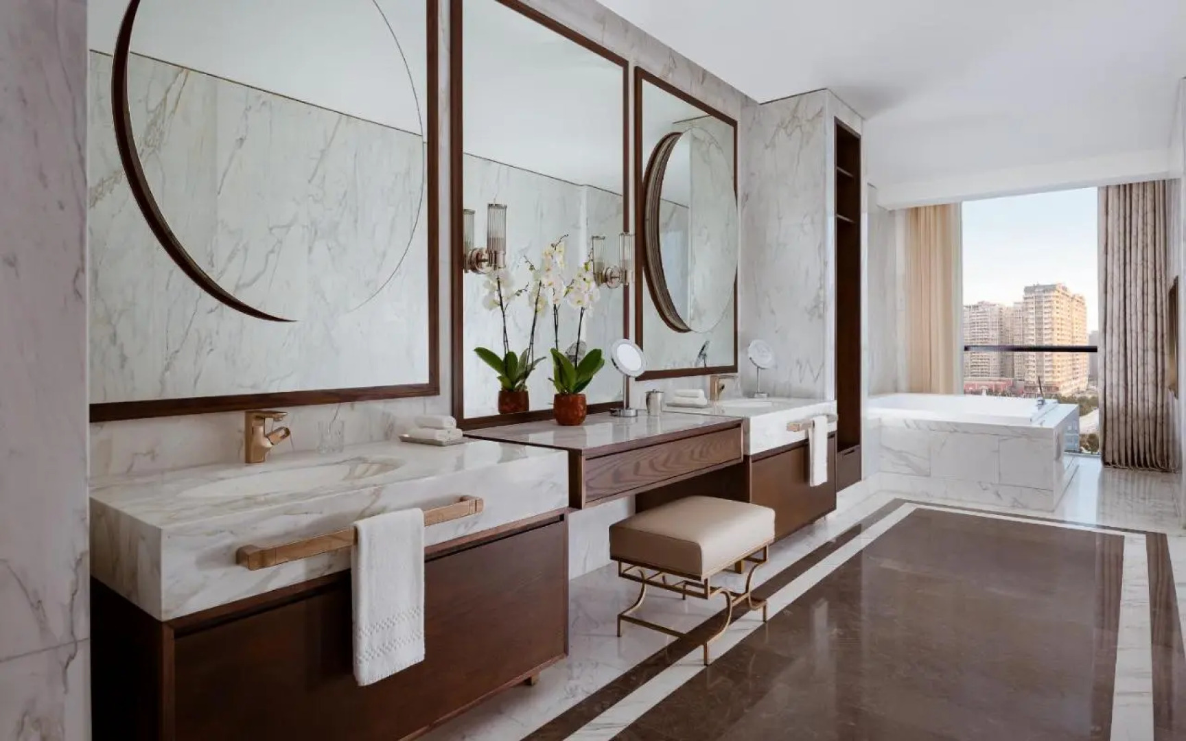 The Ritz-Carlton, Baku