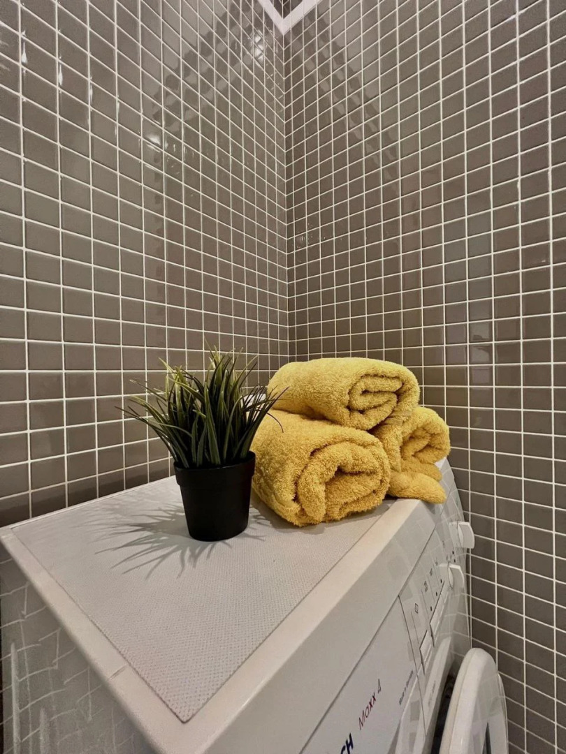 Апартаменты Уютная двухкомнатная квартира рядом с ЦУМом