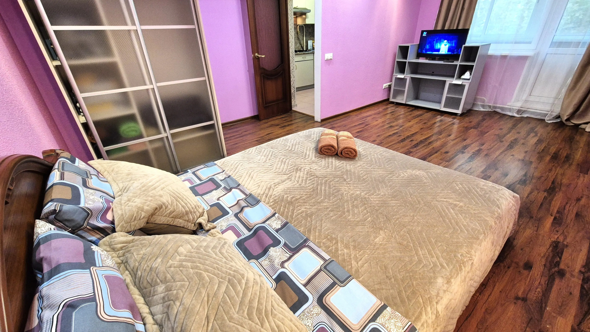 Квартира 2х Комн в Центре на Дзержинского