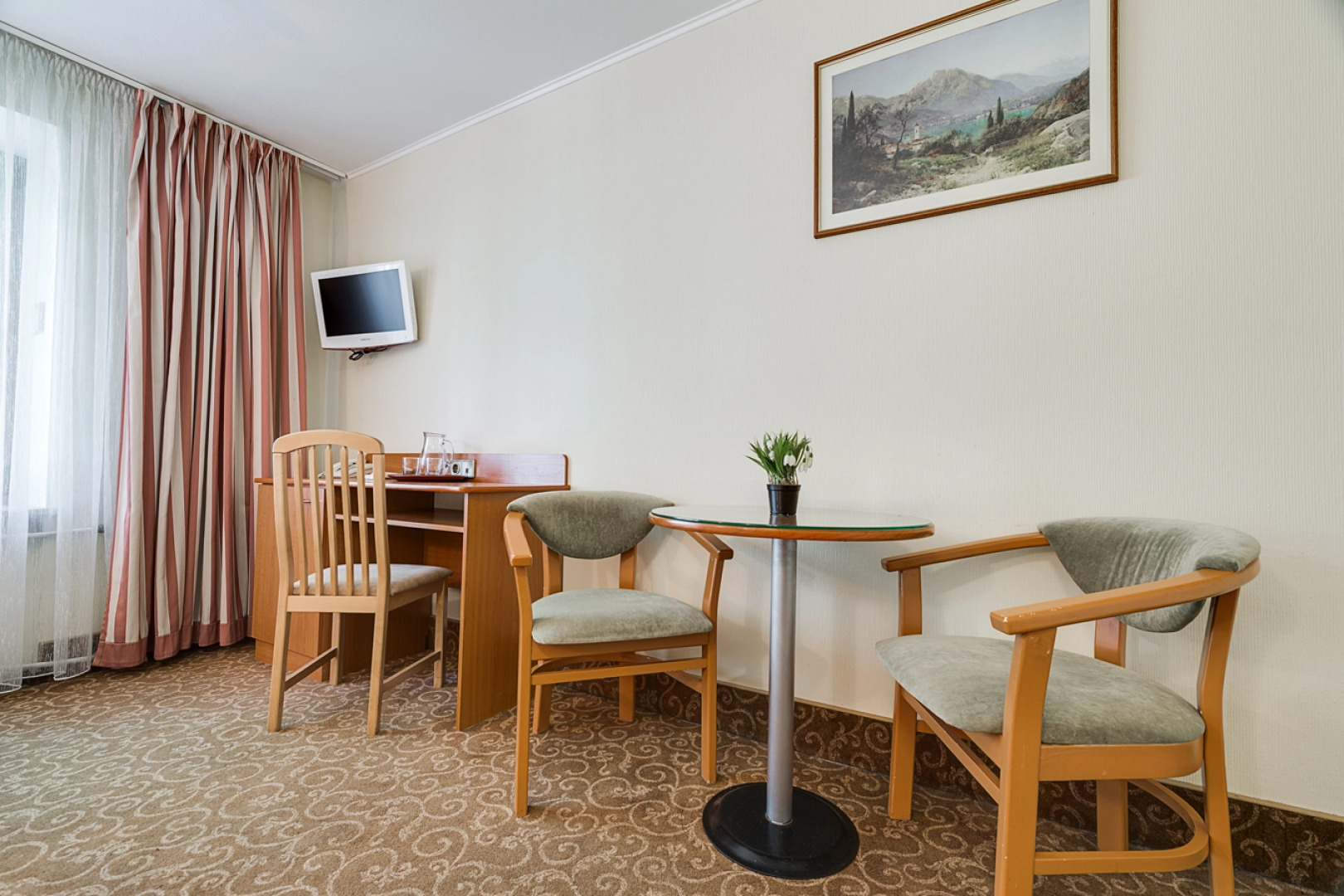 Отель КУ-КУ 2