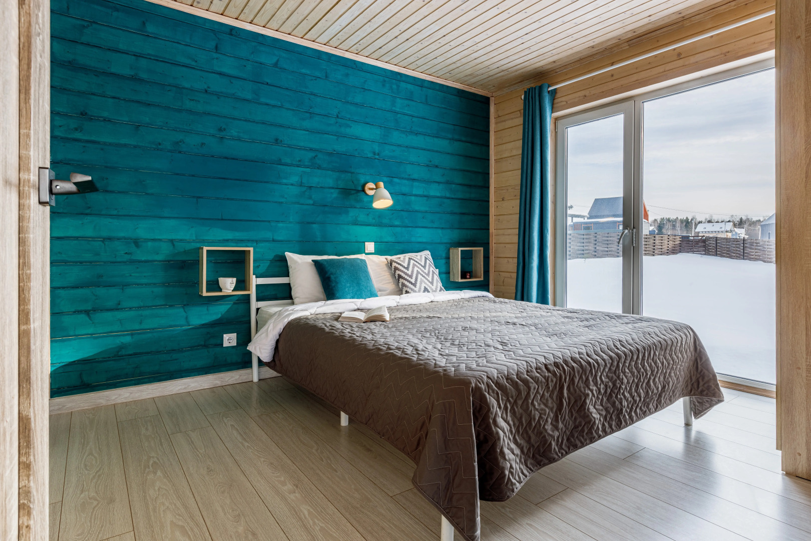 Частный Дом панорамный у леса и озера с сауной и купелью