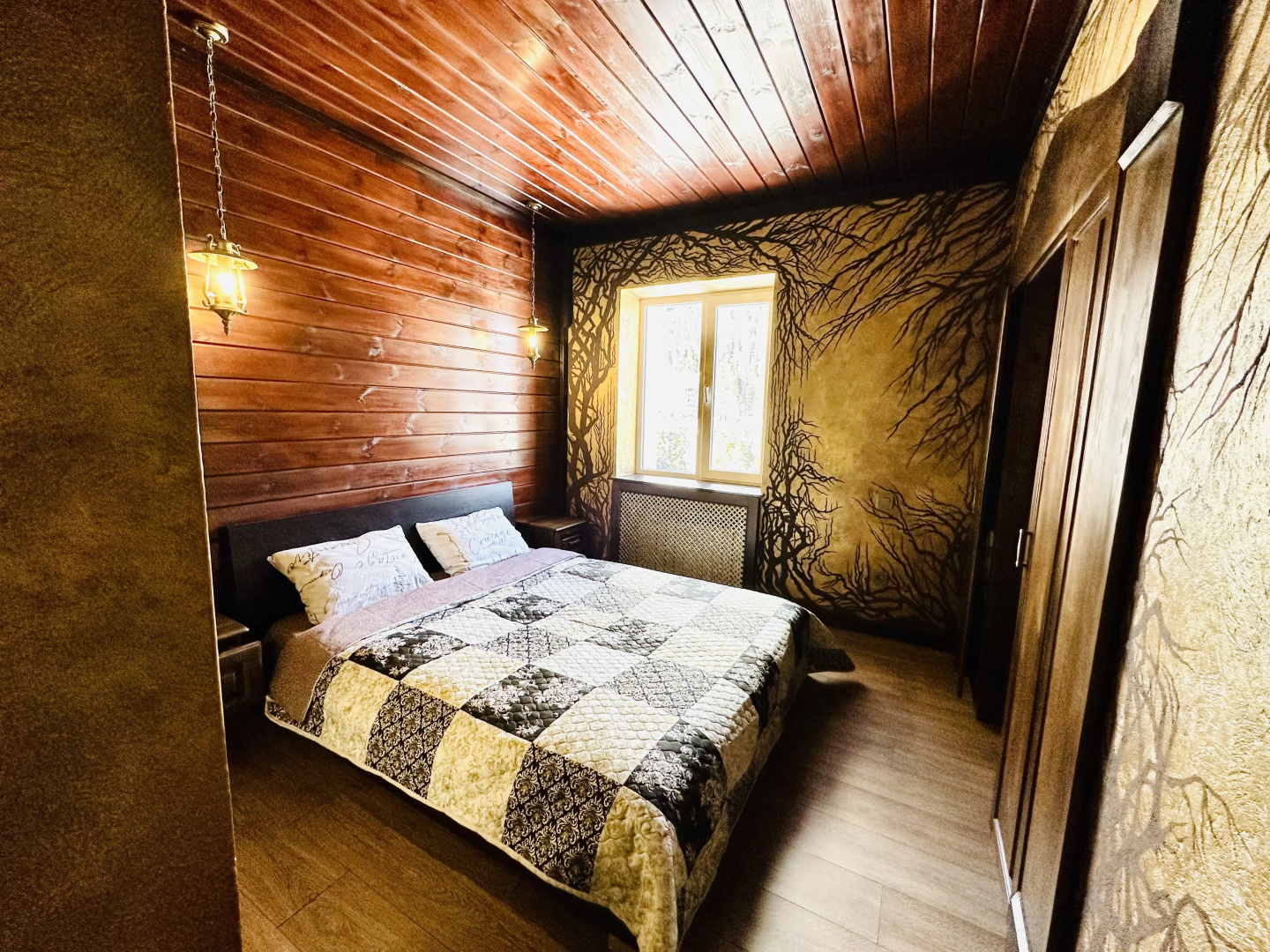 Квартира на Аланской, 25 "Пентхаус"