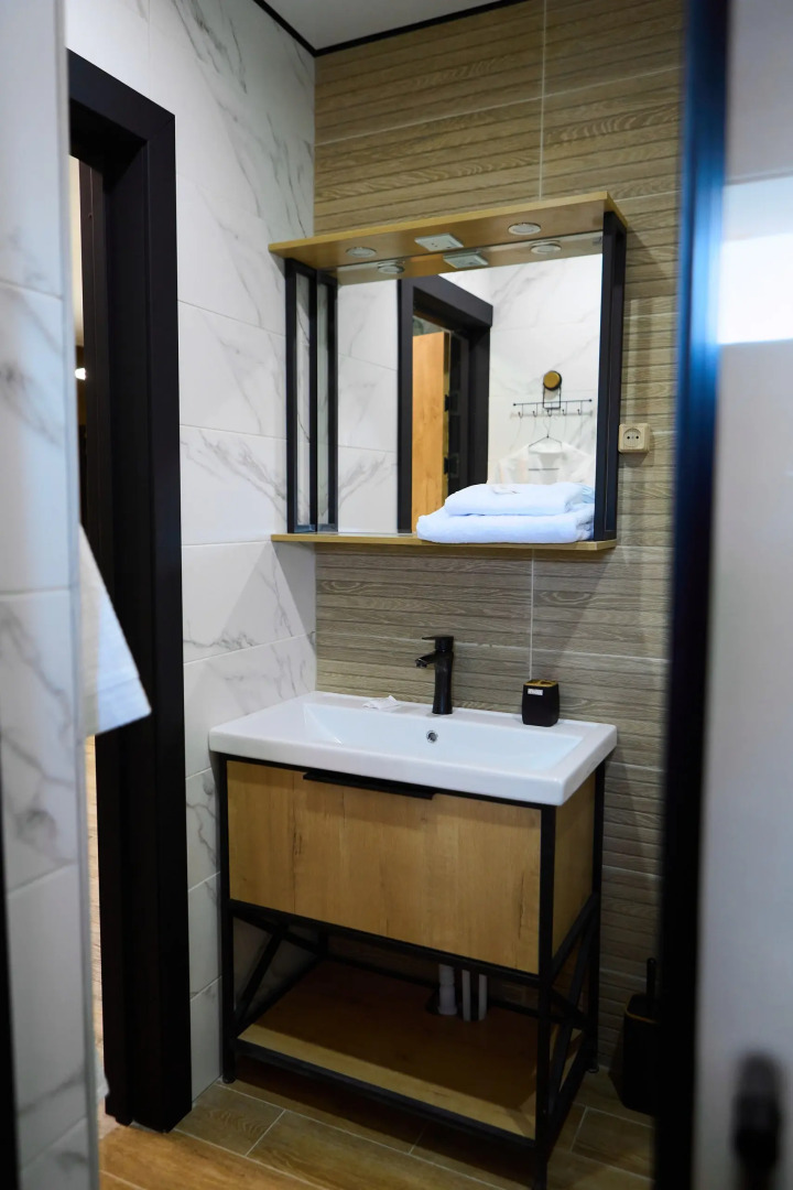 Частный дом с террасой Изумруд