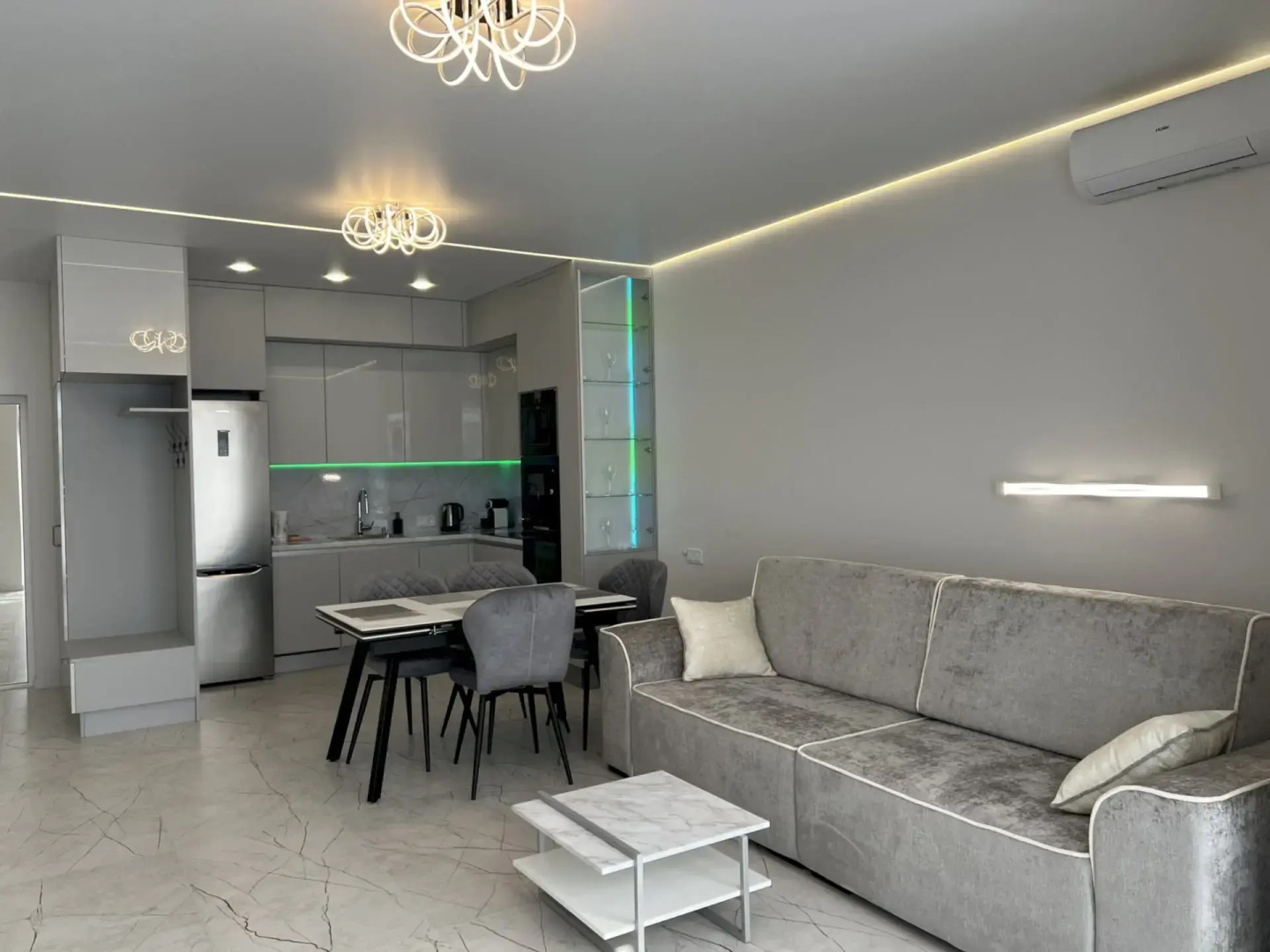 Апартаменты 215 в новом доме до моря 5 мин, Толстый мыс