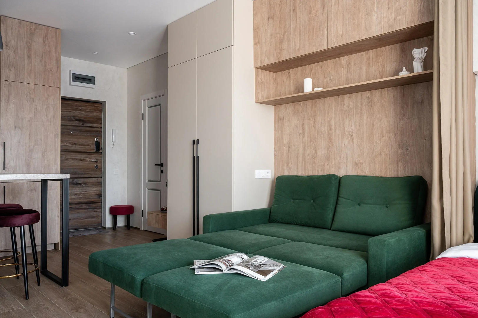 Апартаменты Red Apartments Атлантис апартамент Гермес