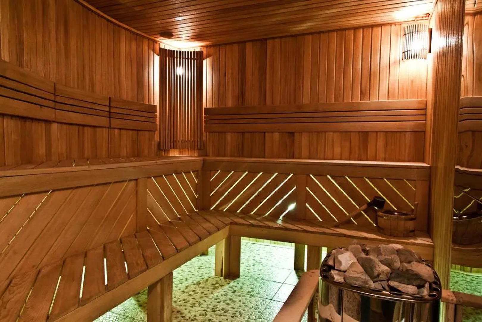 Отель Аврора