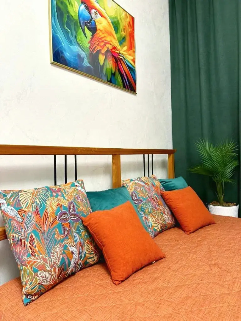 Квартира Попугай