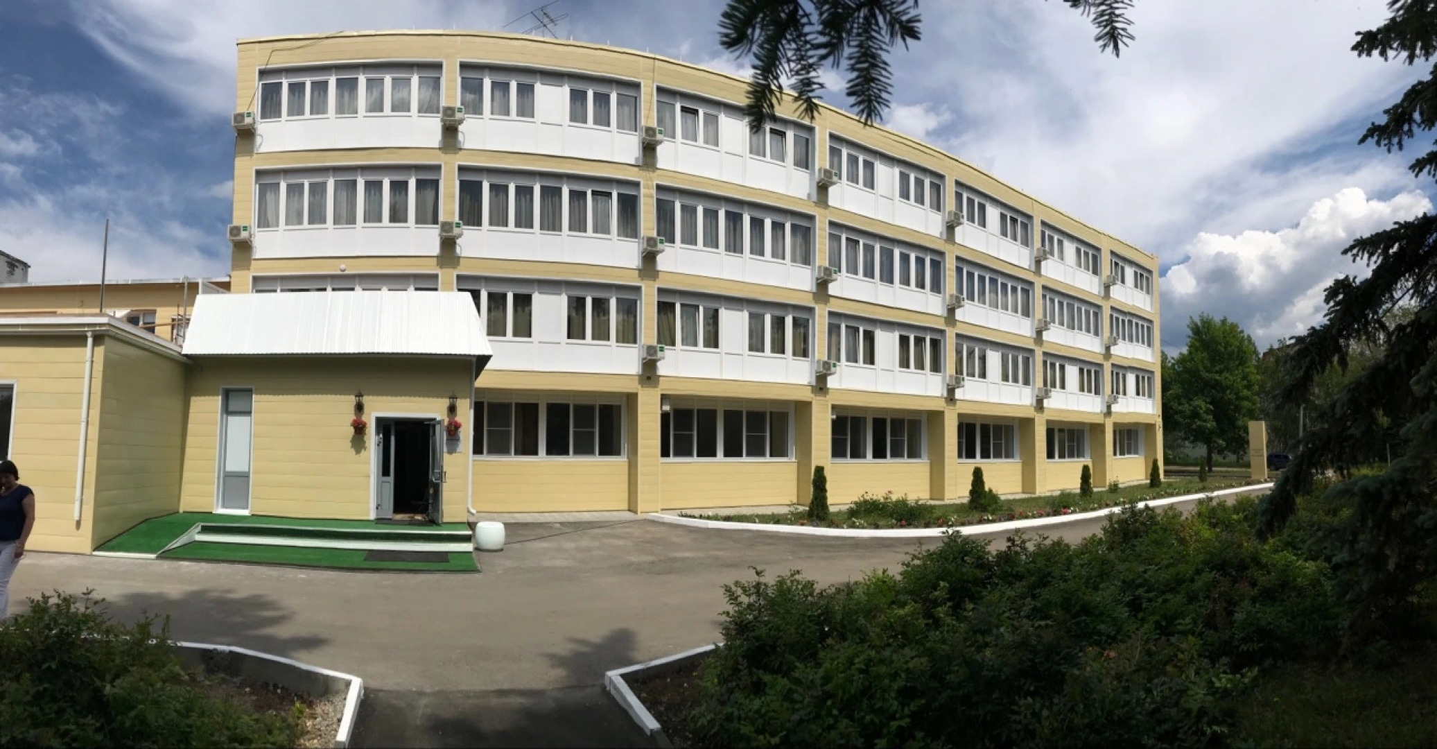 Парк-Отель Ели