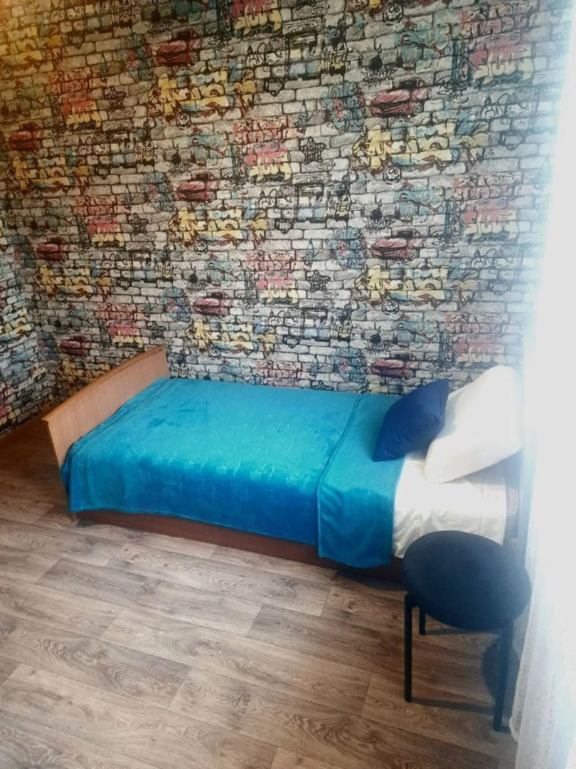 Квартира 4-й Микрорайон 9