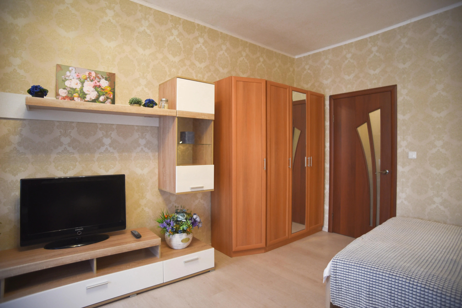 Апартаменты Mira Apartments