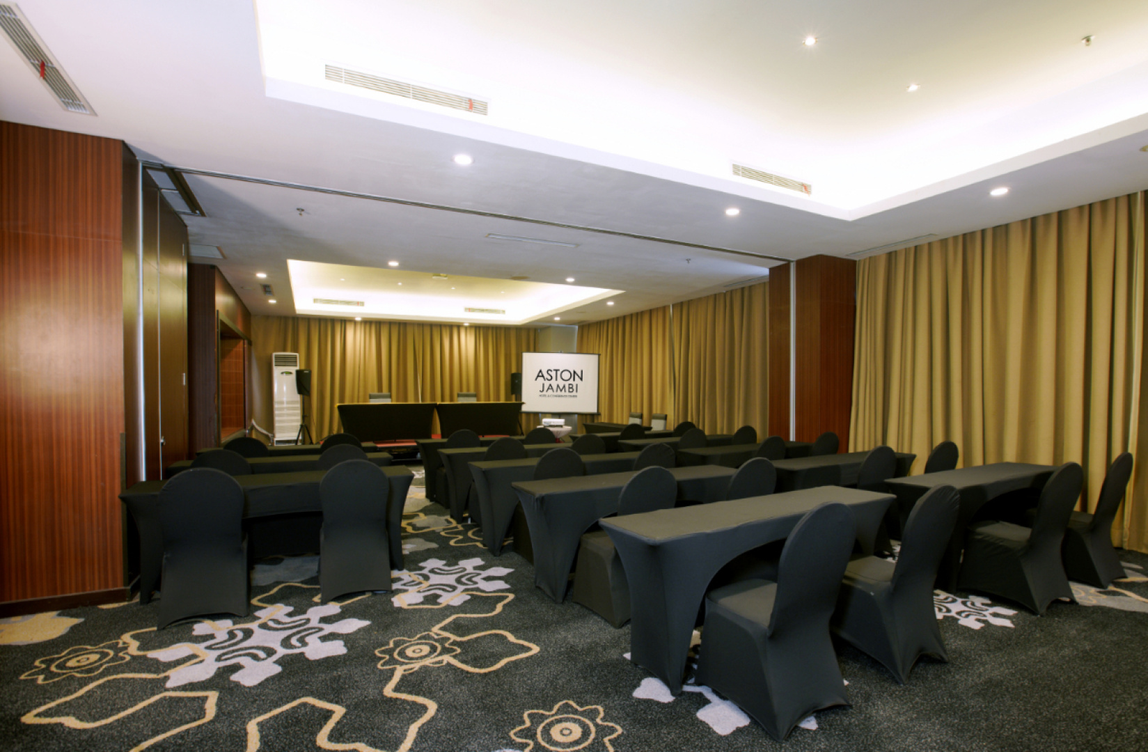 ASTON Jambi Hotel & Conference Center