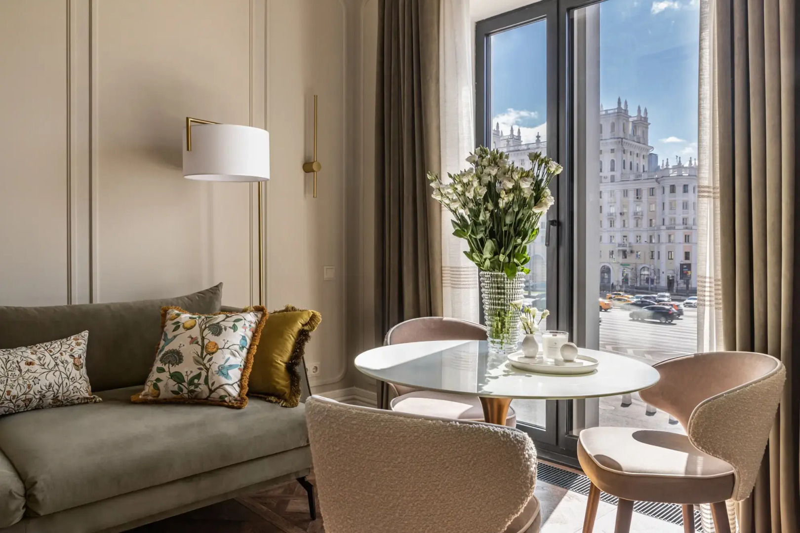 Квартира Moscow Deluxe Apartments Grand Residence SLAVA