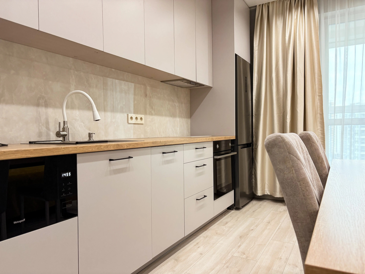 Квартира Студия в Минск Мир новая