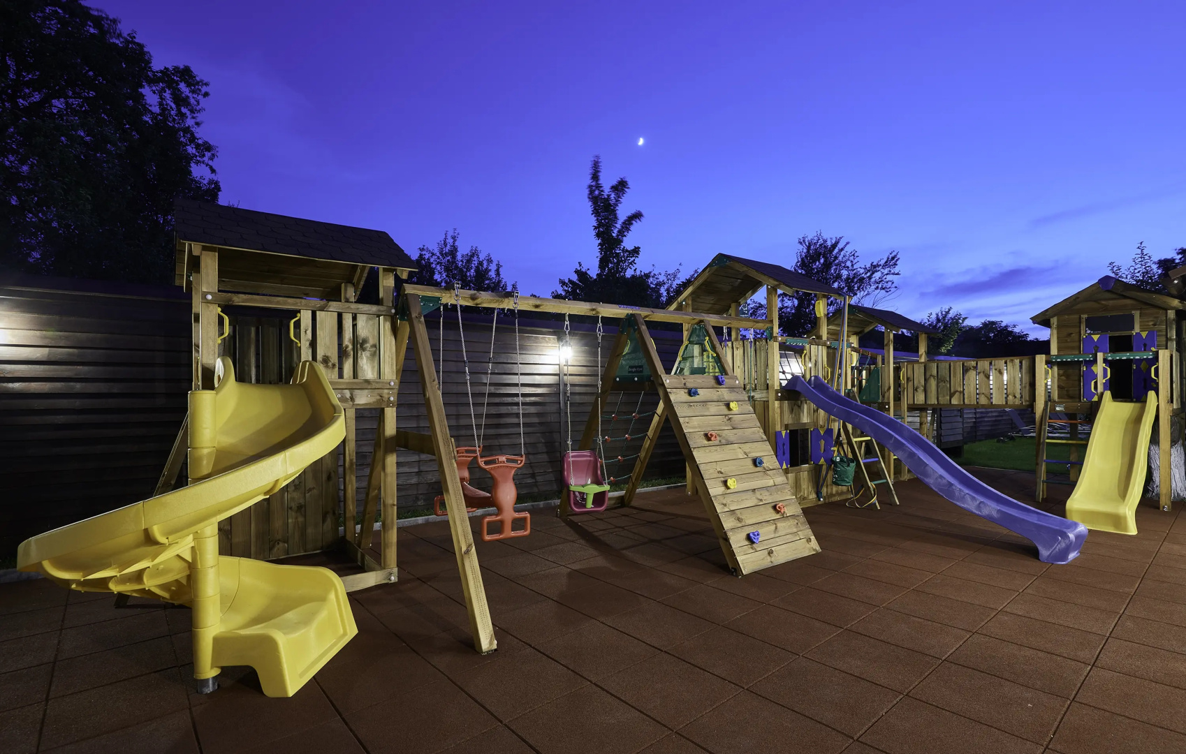 Resort Ambient