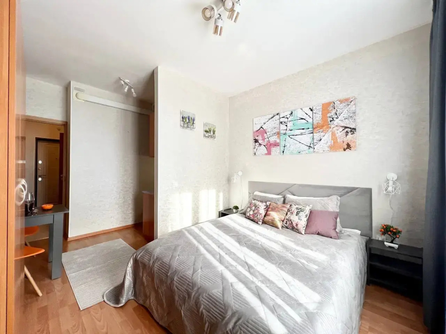 Квартира студия Гости Дома у метро Пионерская