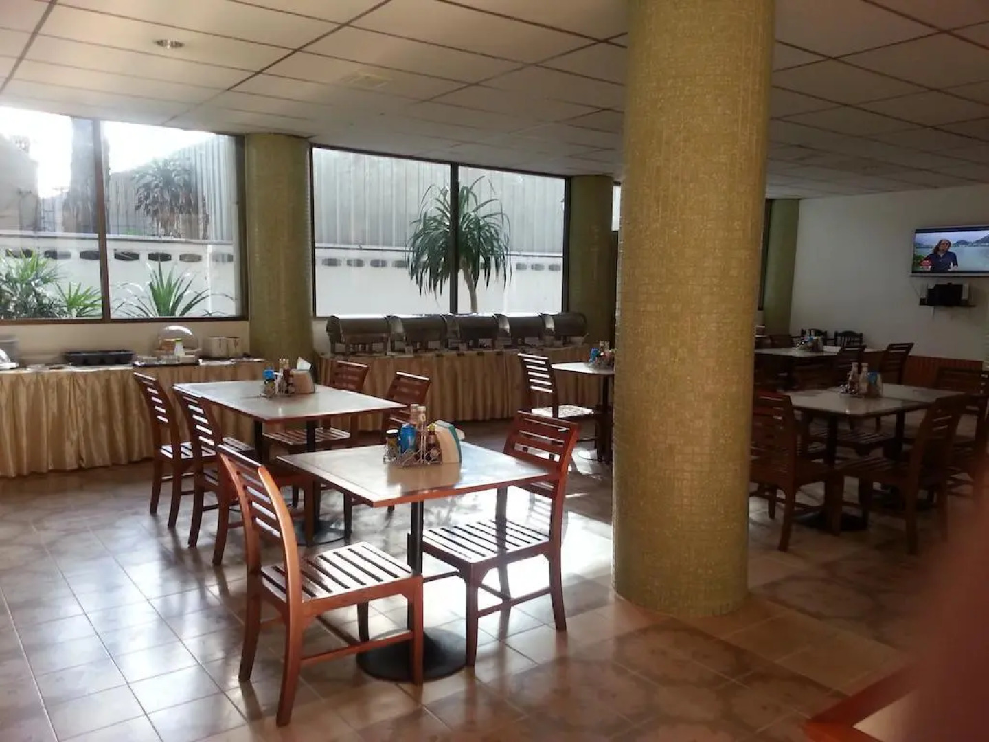 Hotel Crown BTS nana