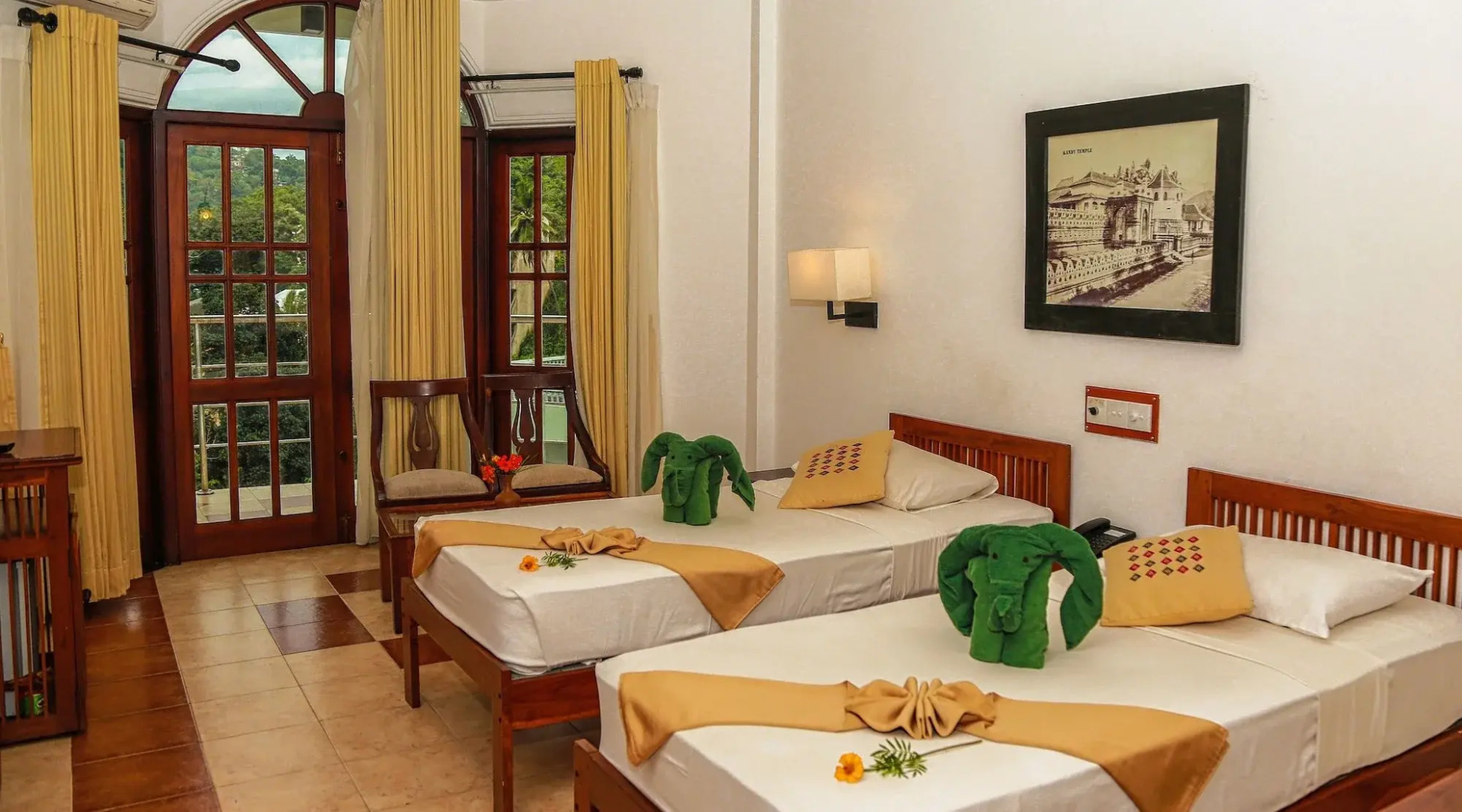 Отель Senani Hotel