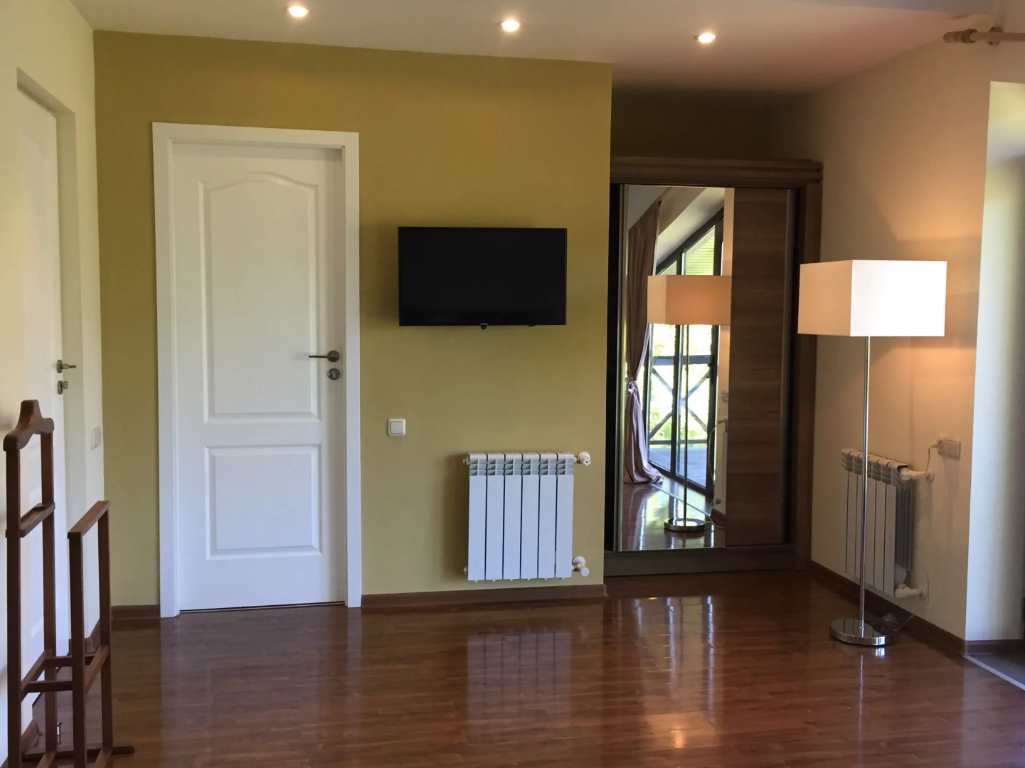 Гостиница Park Village Hotel and Resort