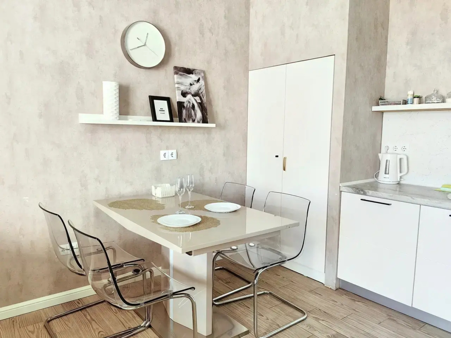 Апартаменты 2х-комнатные на Первой Линии Моря