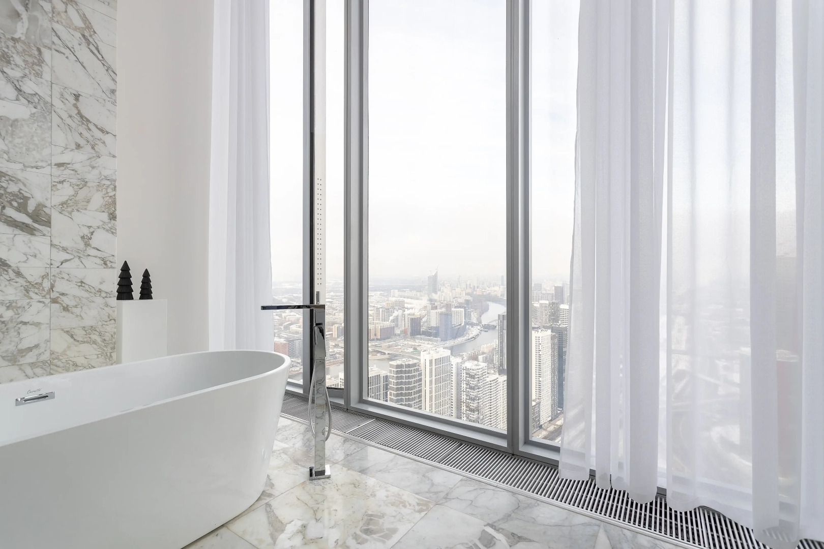 Апартаменты Panoramic Studio by Roomley