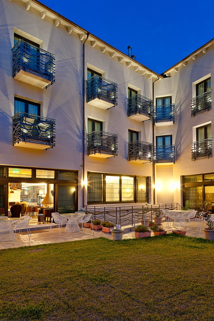 Отель Kalavrita Canyon Hotel & Spa