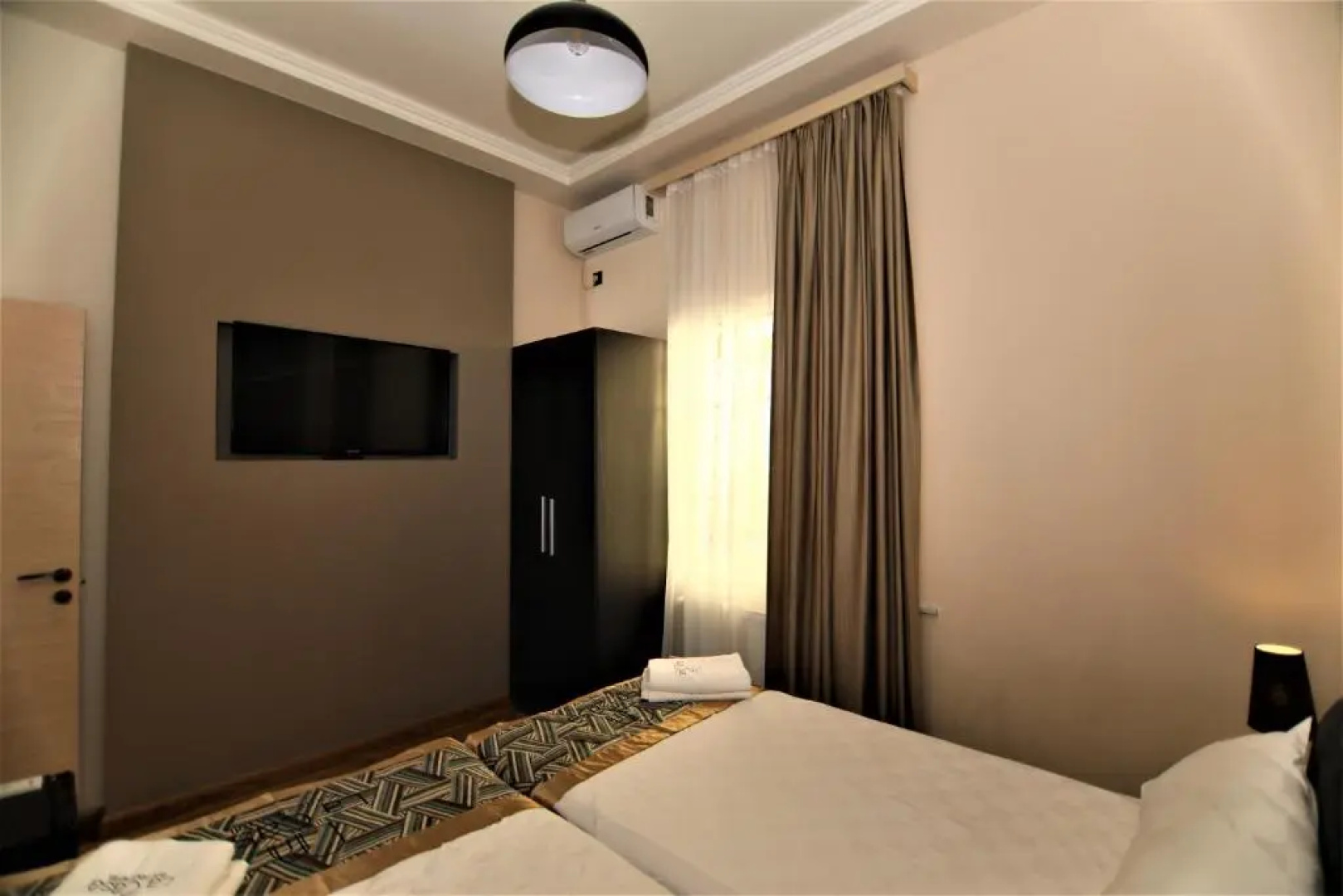 Отель La Casa Yerevan