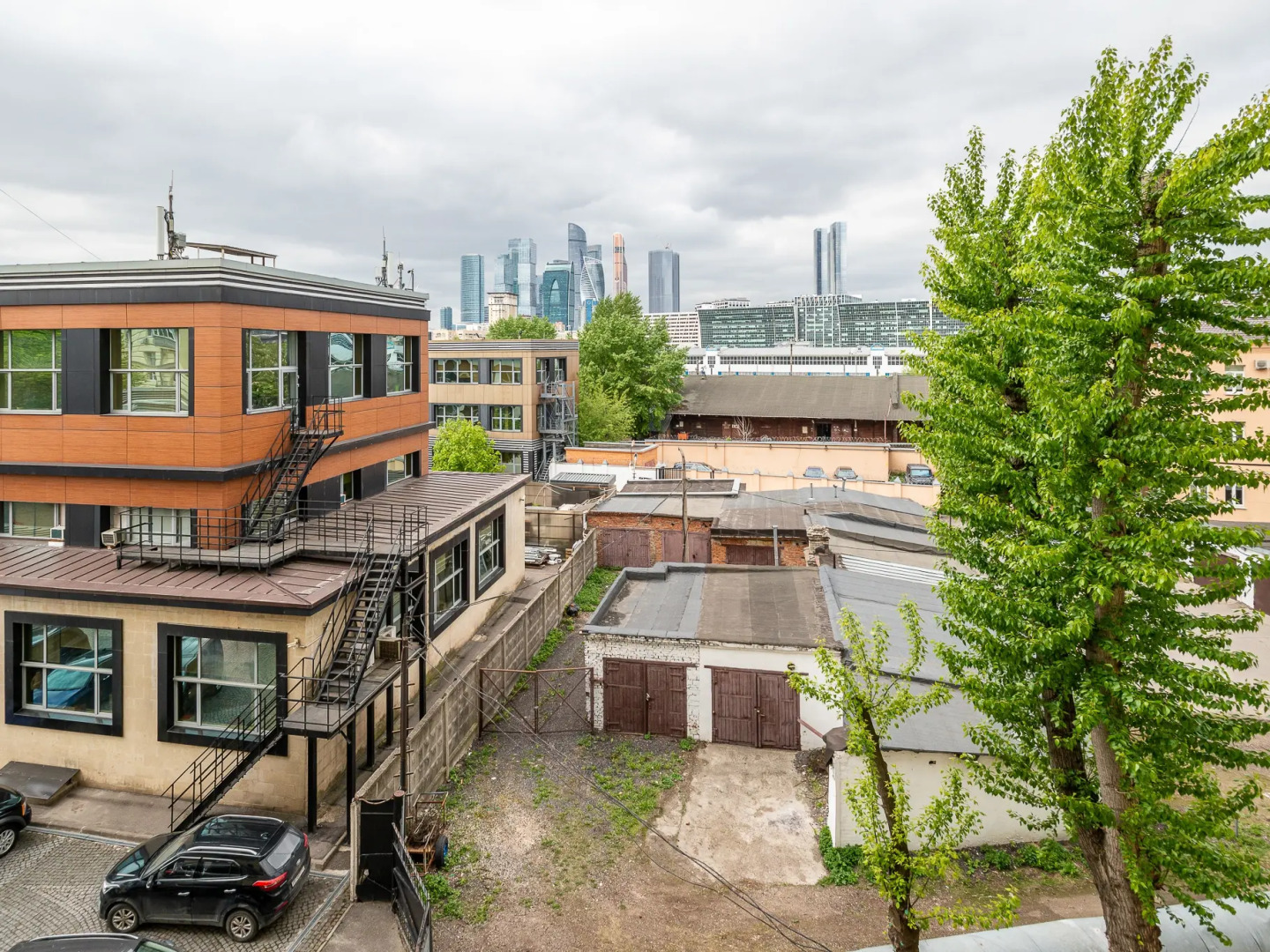 Апартаменты Кварт-Отель, Бережковская Набережная 12