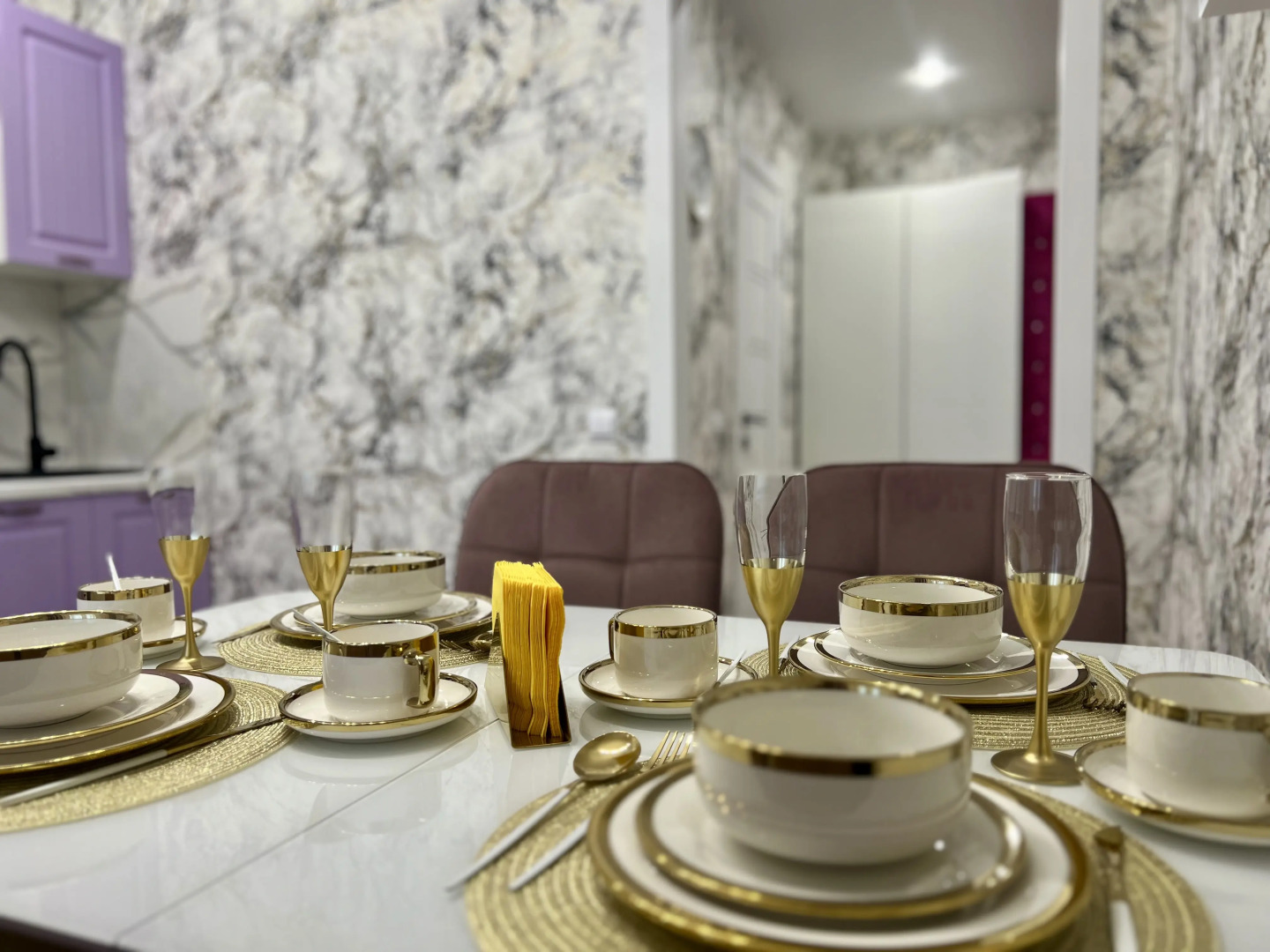 Квартира у метро Чкаловская улица Щорса 105