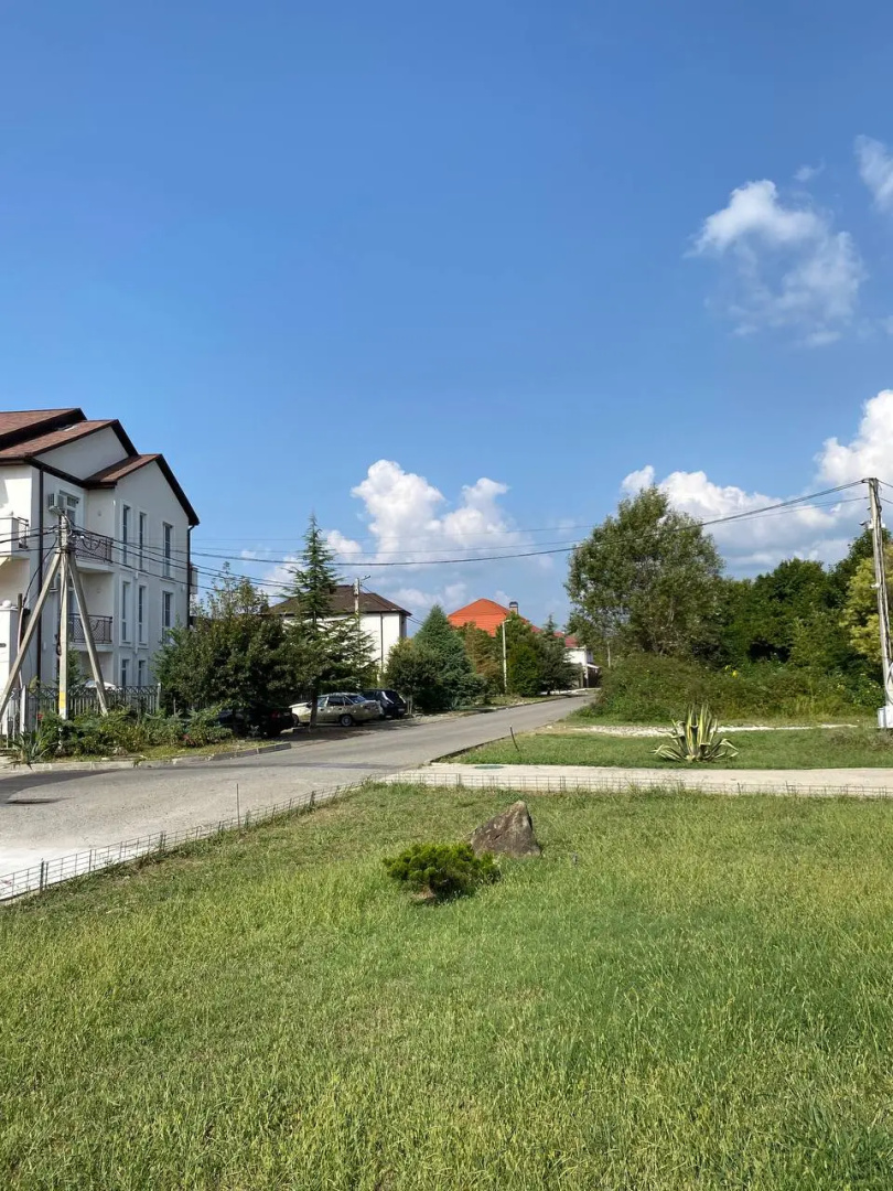 Квартиры с балконами и видом на горы на Мелетяна 5а 2