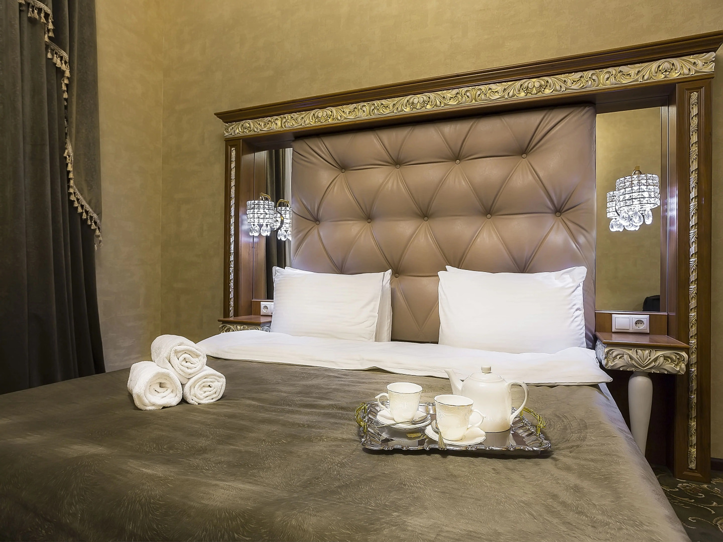 Отель Империя