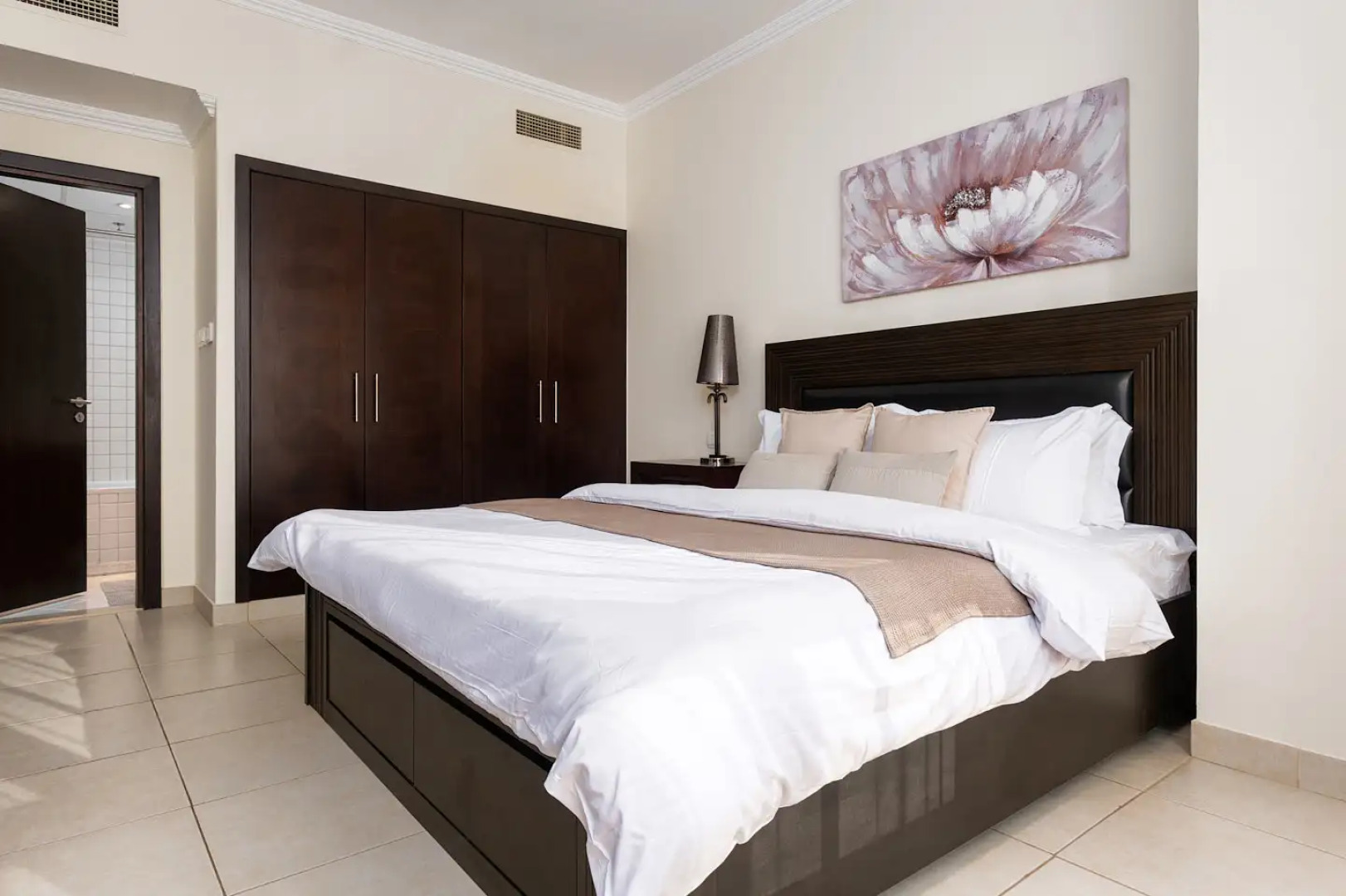 Апартаменты Welcome Home Marina Quays West