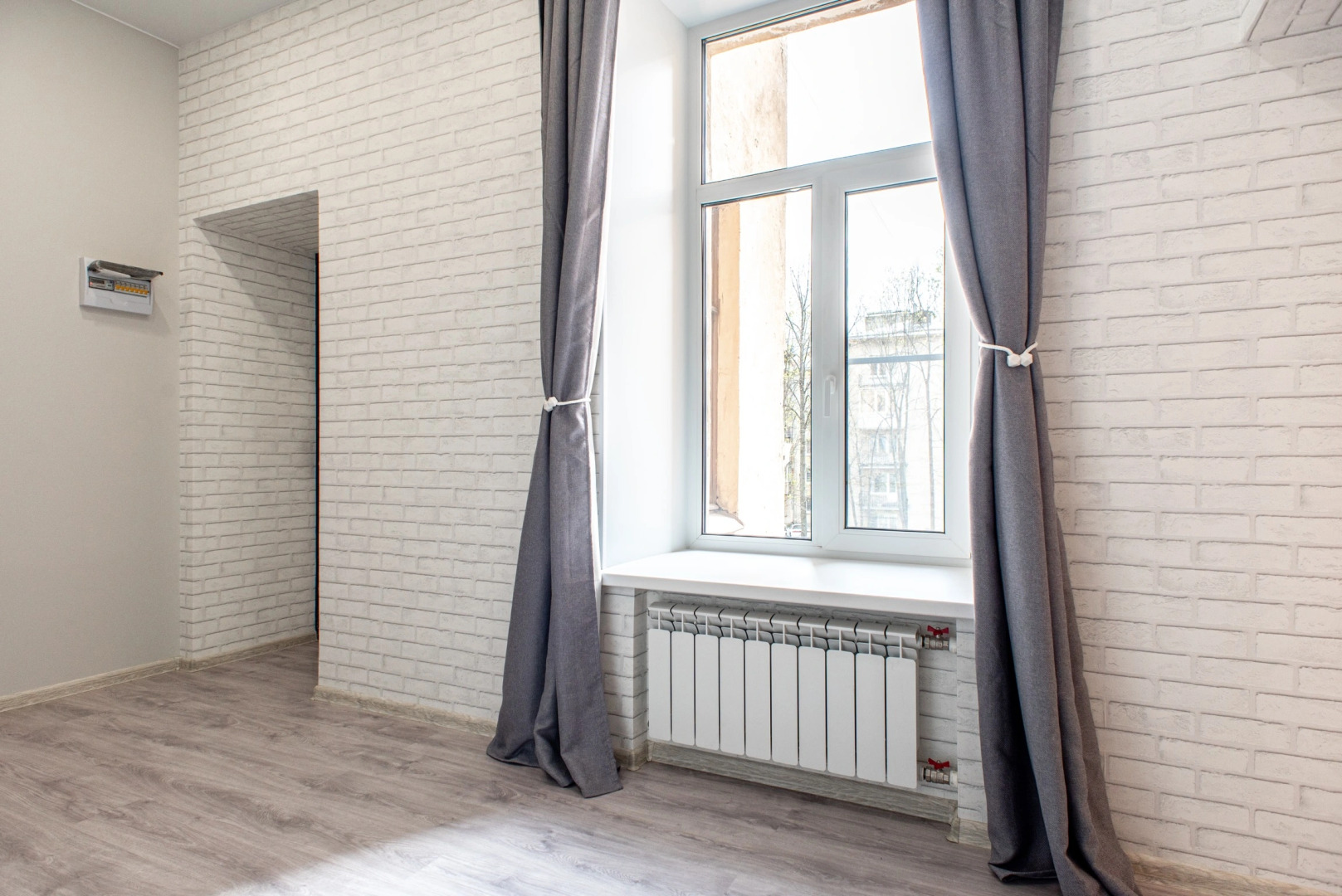 Квартира Стильная Евродвушка с Балконом в Центре Петроградской