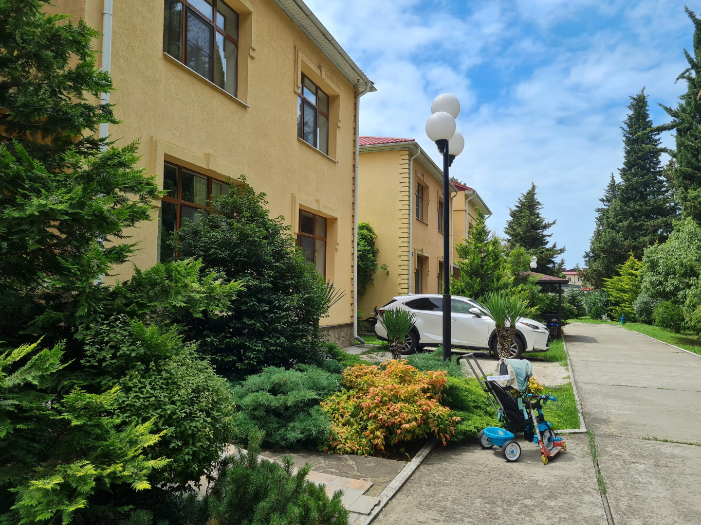 Апартаменты в комплексе Орхидея Парк