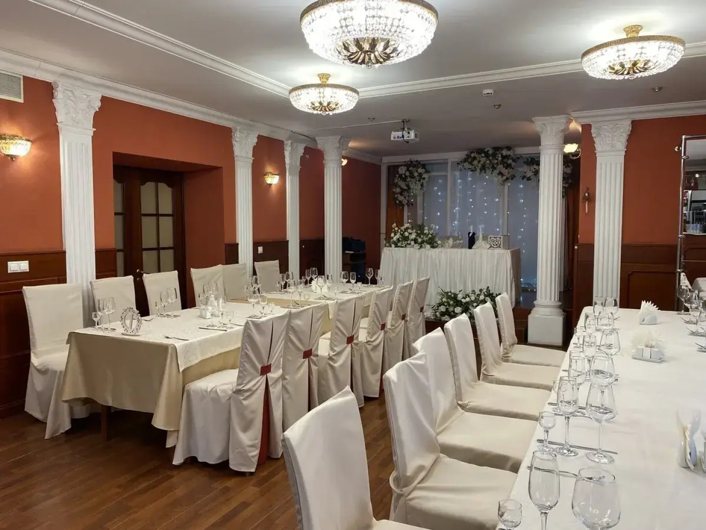 Гостинично-ресторанный комплекс «Альберт Отель»