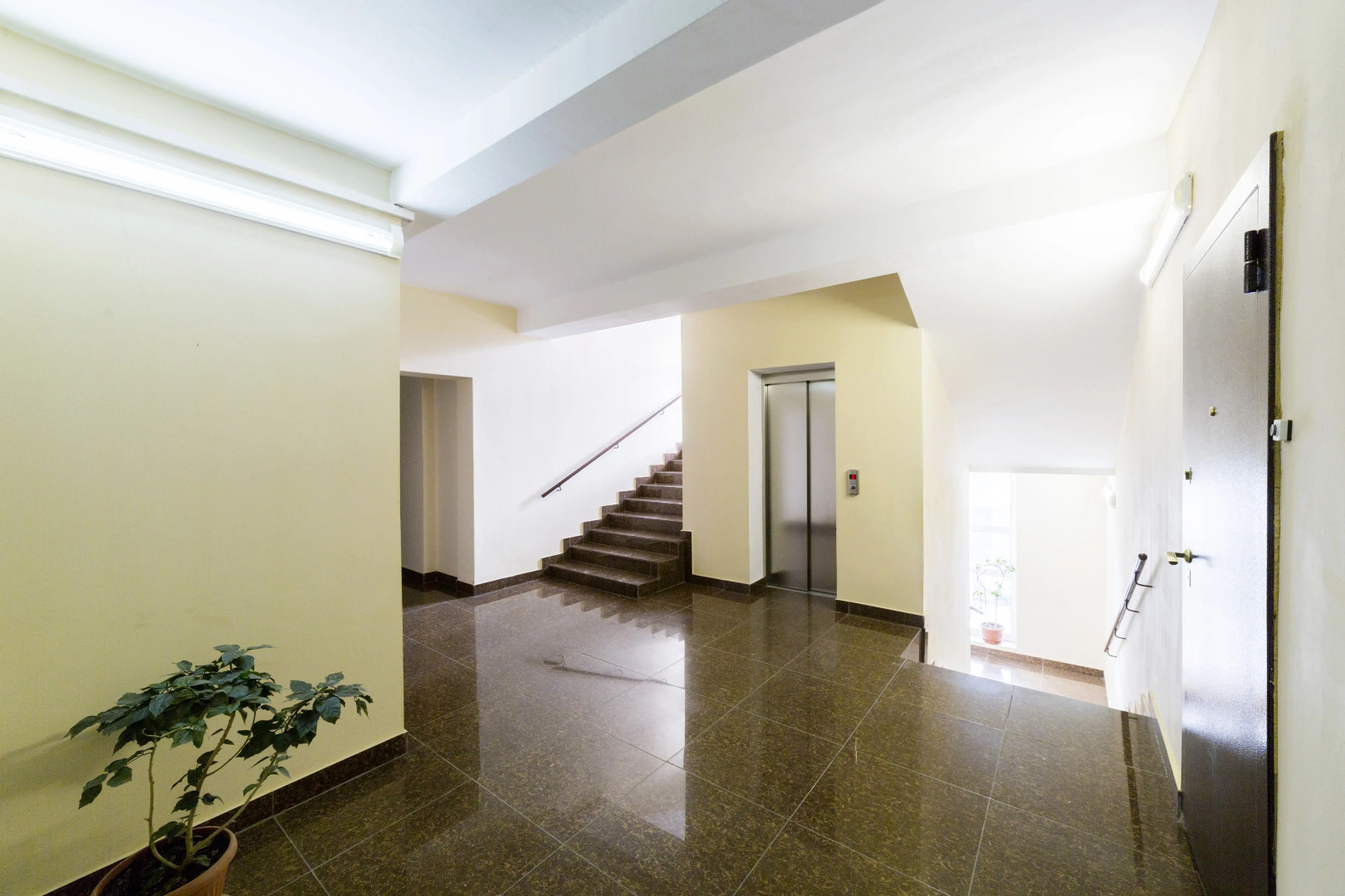 Апартаменты на Баумана 12