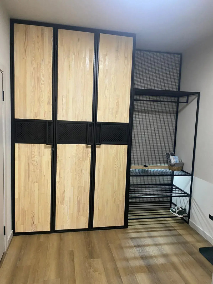 Квартира посуточно на Джигкаева, кровать Queen Size!