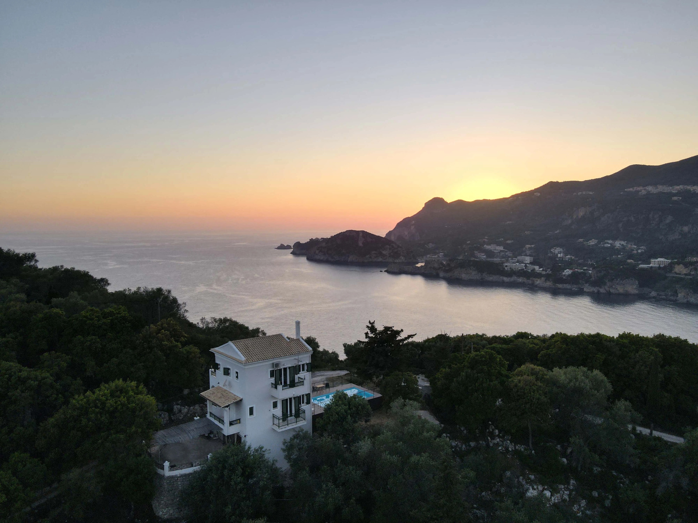Вилла Pyrgos