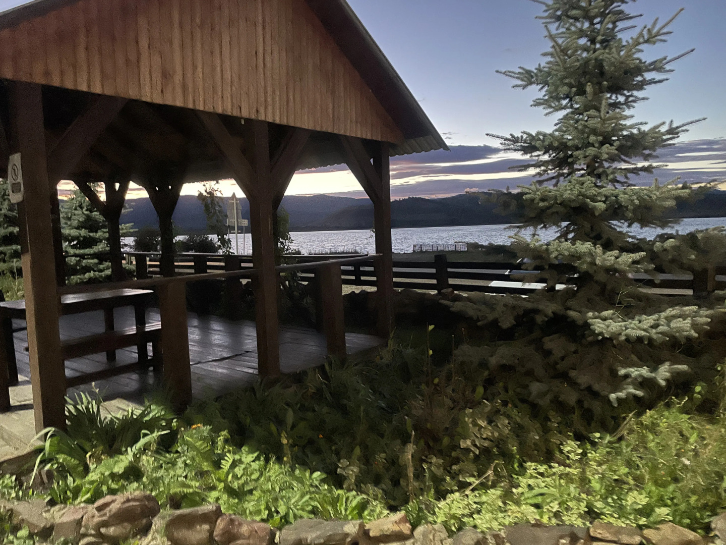 Квартира Уютная с видом на озеро